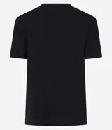 Blusa básica femenina tipo t-shirt, color bordó, confeccionada en viscosa con cuello redondo y mangas cortas.