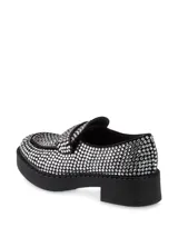 Mocasines negros con plataforma, cubiertos de strass plateado.