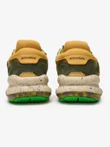 Championes Satorisan modelo Chacrona Linen, de color verde con detalles en beige, naranja y salmón, confeccionados en lino y cuero, con suela chunky moteada y cordones bicolor.