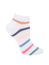 Medias cortas de algodón color blanco con diseño de rayas horizontales multicolores en tonos pastel y vibrantes.