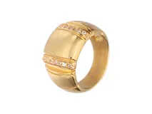 Anillo dorado de acero con dos hileras de circonias.