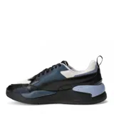 Championes Puma X-Ray 2 Square de hombre, con capellada de cuero sintético negro, detalles en azul y blanco, cordones negros y suela de goma negra.