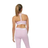 Top deportivo New Balance color lila con banda inferior elástica con logo de la marca en blanco.