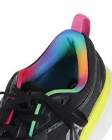 Championes de running Hoka Bondi 8 para mujer, color negro con detalles en amarillo, rosa y celeste. Capellada de malla técnica, entresuela de espuma ligera y suela de goma Durabrasion.