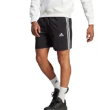 Short deportivo Adidas Aeroready Essentials Chelsea de hombre, color negro con tres rayas blancas laterales y logo Adidas estampado en blanco.