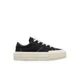Championes Converse CTAS Cruise OX de lona negra con detalles en blanco y suela de goma color hueso con diseño geométrico.