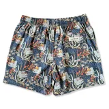 Short de baño Von Braun con estampado floral en tonos azules, naranjas y blancos. Cuenta con cintura elástica, dos bolsillos laterales y un bolsillo trasero con solapa y etiqueta de la marca.