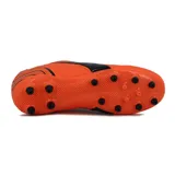 Championes de fútbol Diadora Optimus Futbol MD, color naranja con detalles en negro.