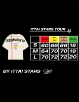 Remera negra de algodón con estampado blanco en la espalda con el logo de la marca y la frase "European Tour by Ittai Stars Company".