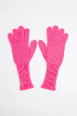 Guantes blancos de punto confeccionados con mezcla de alpaca.