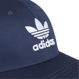 Gorro Adidas color azul marino con logo trifolio bordado en blanco en el frente.