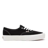 Championes Vans Authentic VR3 unisex, color negro con suela blanca. Fabricados con lona de algodón orgánico y suela de caucho natural.
