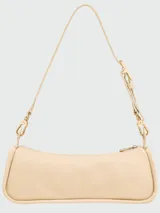 Cartera de hombro pequeña de diseño minimalista y estructura alargada, con correa ajustable y cierre superior.