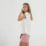 Short pollera negro con corte cruzado y cierre lateral invisible.