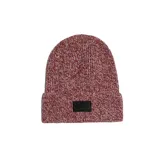 Gorro de lana tejido color bordó con detalles en blanco y etiqueta de cuero sintético con el logo de O'Neill en el frente.