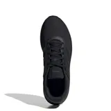Championes Adidas Lite Racer 4.0 color negro, con las tres tiras características de la marca en los laterales.