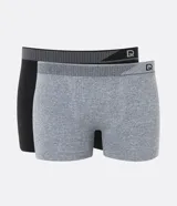Kit de dos bóxer para hombre, confeccionados en poliamida, con cintura elástica a rayas y logo de la marca. Incluye un bóxer negro y uno gris.
