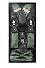 Set de tirantes, moña y pañuelo de bolsillo color rojo con diseño floral. Los tirantes son ajustables y tienen apliques para abrochar a botones o pinzas metálicas para sujetar al pantalón.