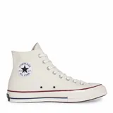 Championes de caña alta Converse Chuck 70, color crema, con logo circular en el lateral y detalles en rojo y azul en la suela.