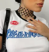 Gargantilla de red color negro.