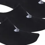 Pack de tres pares de medias Adidas invisibles de corte bajo, color negro con logo Adidas en gris.