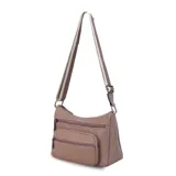 Bandolera de cuero sintético color bordó, con múltiples bolsillos frontales con cierre y correa ajustable en contraste de color.