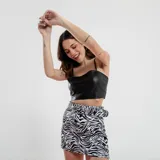 Top corto negro de cuero sintético con breteles finos.