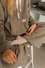 Pantalón de jogging negro de corte holgado.