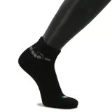 Pack de tres pares de medias deportivas negras con logo de Diadora en gris.