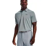Polo deportivo Under Armour Tech para hombre, color gris claro, de manga corta, con cuello y tapeta de tres botones. Presenta el logo de Under Armour en el pecho izquierdo.