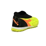 Championes de fútbol Diadora Futbol Cenit Tf M, color amarillo flúor con detalles en negro y logo naranja.