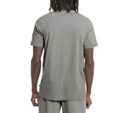 Remera Puma de hombre color negro, de corte clásico, con cuello en V y logo estampado en el pecho.