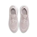 Championes de running Nike modelo Joyride Dual Run, color negro con detalles en blanco y cápsula de amortiguación transparente en el talón con cuentas de espuma.