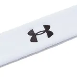 Vincha deportiva Under Armour unisex, color blanco con logo bordado en negro.