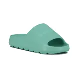 Chanclas Diadora Bali de una sola pieza, color verde menta, con suela ancha texturizada y logo grabado en la tira superior.