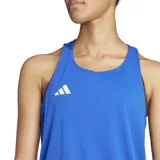 Musculosa deportiva Adidas Adizero Essentials, color azul vibrante, con espalda tipo nadador (racer-back) y logo de las tres barras en blanco en el pecho.