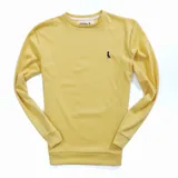 Buzo amarillo de punto waffle con cuello redondo y manga larga. Presenta un pequeño logo bordado en el pecho.