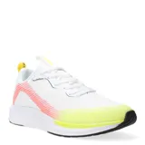 Championes deportivos Umbro modelo Primus, de diseño ligero y transpirable. Presentan una base blanca con detalles en degradado de color naranja y amarillo neón en los laterales y la puntera. Cuentan con suela blanca con base negra y tirador amarillo en el talón.