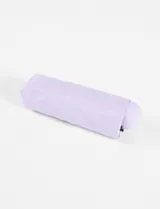 Paraguas plegable negro con apertura automática y mango curvo.