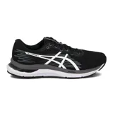 Championes Asics Gel-Pacemaker 3, de color negro con detalles en blanco y gris. Diseñados para running y entrenamiento, cuentan con capellada de malla transpirable, el característico logo de la marca en el lateral y entresuela amortiguada.