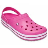 Zuecos Crocs modelo Crocband™ en color lila claro con plataforma blanca y una línea decorativa morada. Presentan el diseño clásico con orificios de ventilación y tira trasera ajustable.