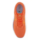Championes de running New Balance EVOZ V2, color naranja con detalles en amarillo y celeste.