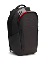 Mochila Under Armour de diseño ergonómico y moderno, fabricada con tecnología UA Storm resistente al agua. Cuenta con correas UA Suspension para distribución de peso, panel trasero acolchado y ventilado, compartimento para laptop de hasta 16 pulgadas, bolsillo para calzado o ropa, y bolsillos laterales para botellas. Diseño expandible con múltiples compartimentos frontales.