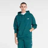 Canguro con capucha New Balance, color verde, con bolsillo frontal tipo canguro, puños y ruedo acanalados, y logo de la marca bordado en el pecho.