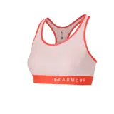 Top deportivo Under Armour celeste con contorno verde, espalda deportiva y logo en la banda inferior.