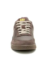 Zapatillas Caterpillar modelo Pause Retro Leather, de color marrón, con diseño minimalista de inspiración retro, confeccionadas en cuero y ante con suela de goma texturizada.