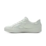 Championes Skechers Slip-Ins Belmont Elevated Attitude, de color blanco, con diseño urbano de suela plataforma y parte superior de Duraleather con cordones.