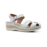 Sandalia casual negra con diseño de tiras cruzadas y hebilla lateral.