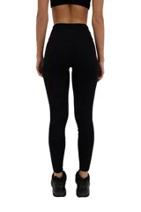 Calza larga negra de compresión media, con cintura alta de doble tela y corte en la parte posterior.