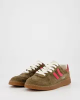 Championes urbanos Coolway modelo Goal, color marrón con detalles en rosa y suela de goma.